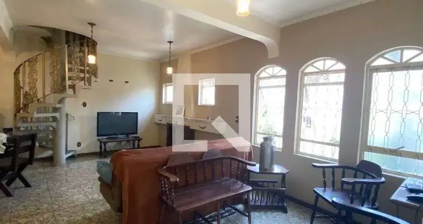 Casa para Aluguel - Jardim Belval, 3 Quartos,  200 m² - Barueri