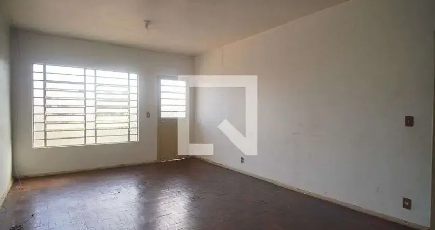 Casa para Aluguel - Operário, 2 Quartos,  1200 m² - Novo Hamburgo
