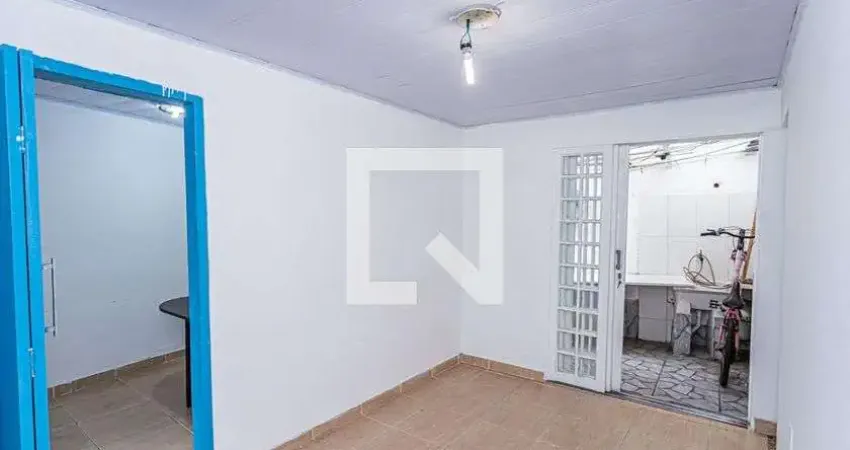 Casa para Aluguel - Vila Zat, 1 Quarto,  50 m² - São Paulo