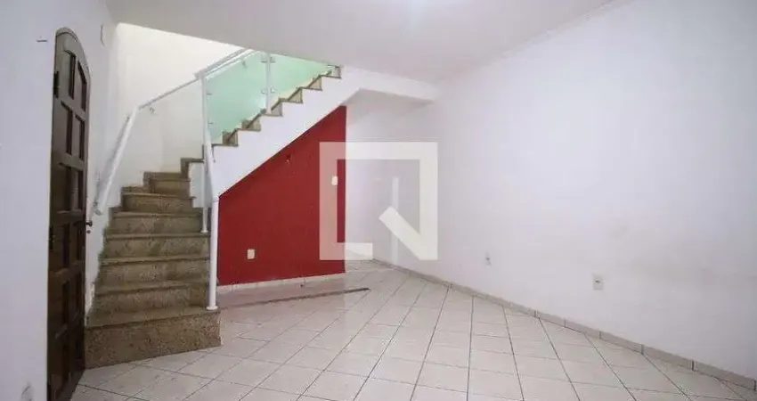 Casa para Aluguel - Cidade Satelite Santa Barbara, 3 Quartos,  260 m² - São Paulo