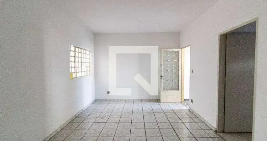 Casa para Aluguel - Vila Pinheiros, 2 Quartos,  70 m² - Sorocaba