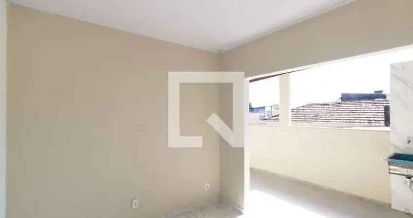 Casa para Aluguel - Campo Grande, 2 Quartos,  130 m² - Rio de Janeiro