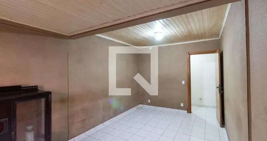 Casa para Aluguel - Vila Nhocuné, 3 Quartos,  110 m² - São Paulo