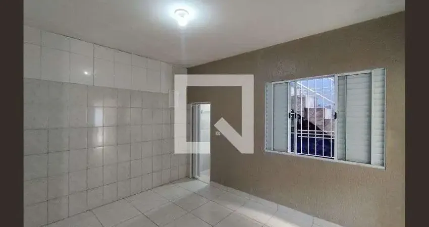 Casa para Aluguel - Vila Palmares, 1 Quarto,  34 m² - Santo André