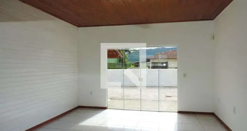 Casa para Aluguel - Campeche, 3 Quartos,  100 m² - Florianópolis