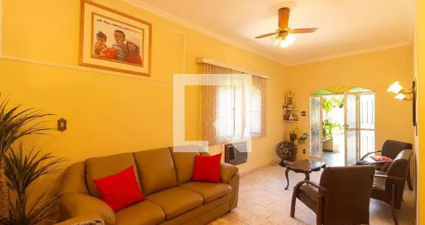 Casa para Aluguel - Guaratiba, 3 Quartos,  120 m² - Rio de Janeiro