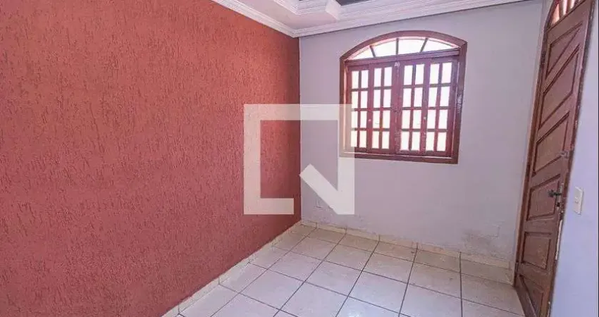 Casa para Aluguel - Rio Branco, 2 Quartos,  100 m² - Belo Horizonte