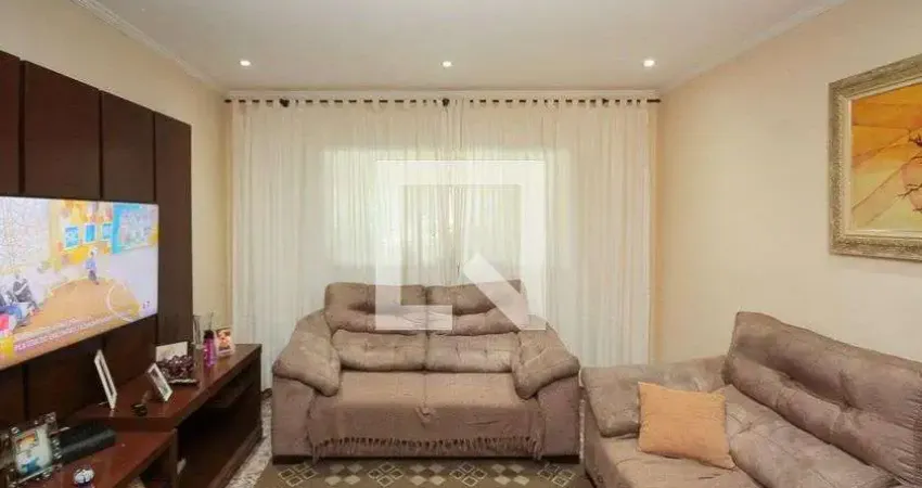 Casa para Aluguel - Cidade Sao Mateus, 3 Quartos,  200 m² - São Paulo