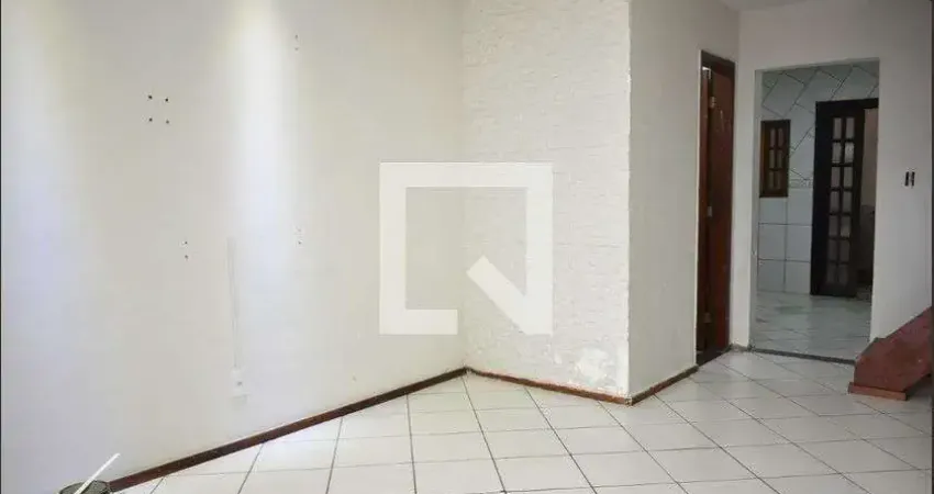 Casa para Aluguel - Campo Grande, 2 Quartos,  75 m² - Rio de Janeiro