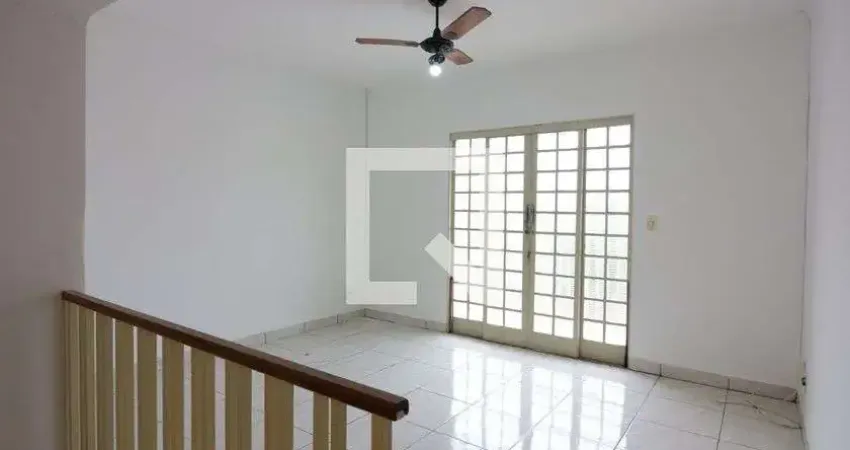 Casa para Aluguel - Sumarezinho, 3 Quartos,  132 m² - Ribeirão Preto