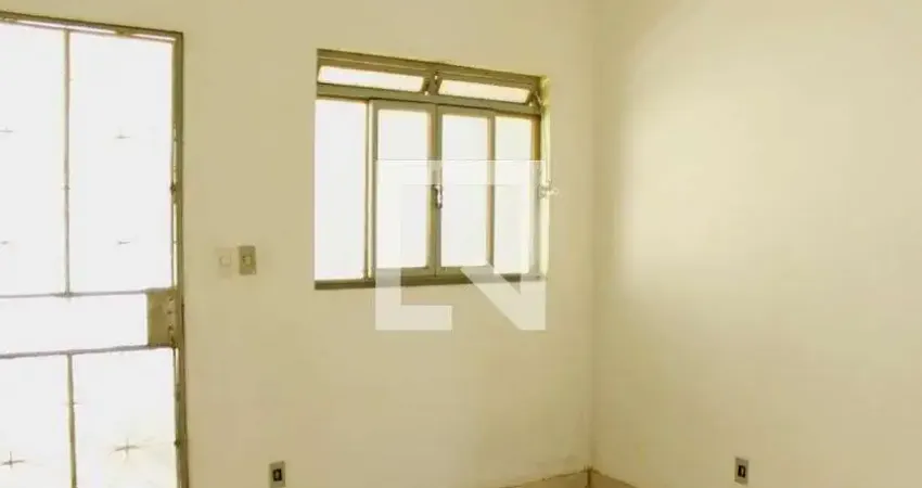 Casa para Aluguel - Jardim Vitória, 2 Quartos,  80 m² - Belo Horizonte