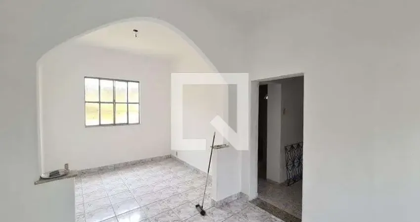 Casa para Aluguel - Piedade, 2 Quartos,  86 m² - Rio de Janeiro