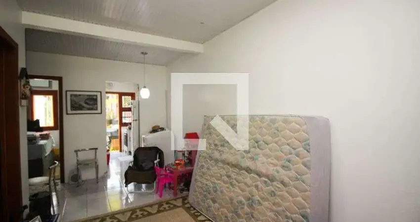 Casa para Aluguel - Hipica, 2 Quartos,  44 m² - Porto Alegre