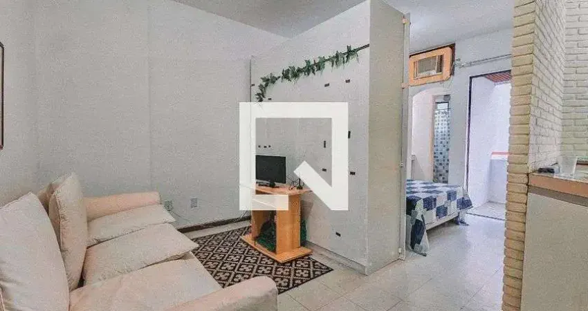 Kitnet / stúdio para aluguel - candeal, 1 quarto,  30 m² - salvador