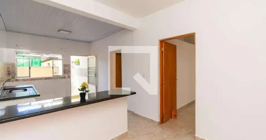 Casa para Aluguel - Cidade Satelite Santa Barbara, 2 Quartos,  50 m² - São Paulo