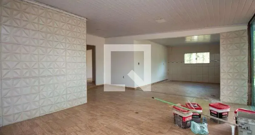 Casa para Aluguel - Lago Norte, 3 Quartos,  250 m² - Brasília
