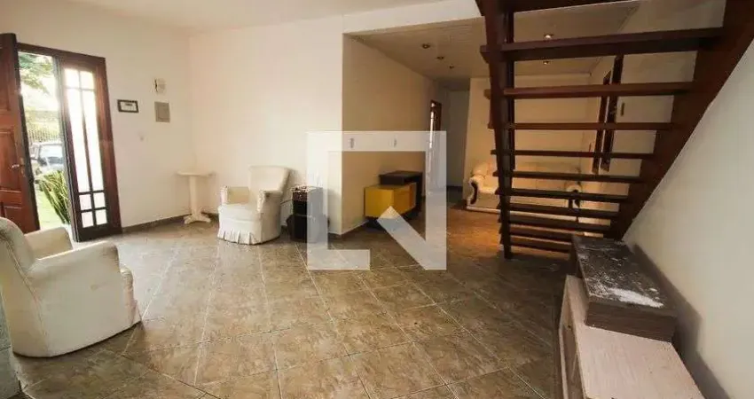 Casa para Aluguel - Cavalhada, 3 Quartos,  370 m² - Porto Alegre