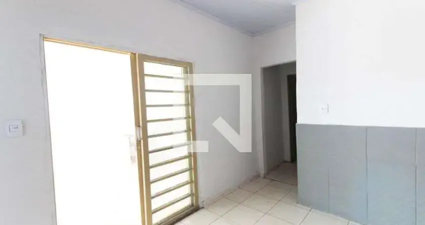 Casa para Aluguel - Setor Leste Universitário , 2 Quartos,  90 m² - Goiânia