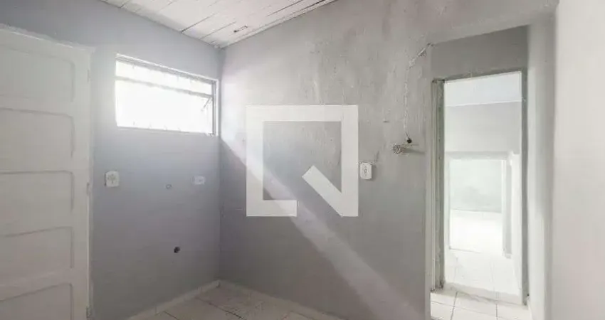 Casa para Aluguel - Tatuapé, 2 Quartos,  54 m² - São Paulo