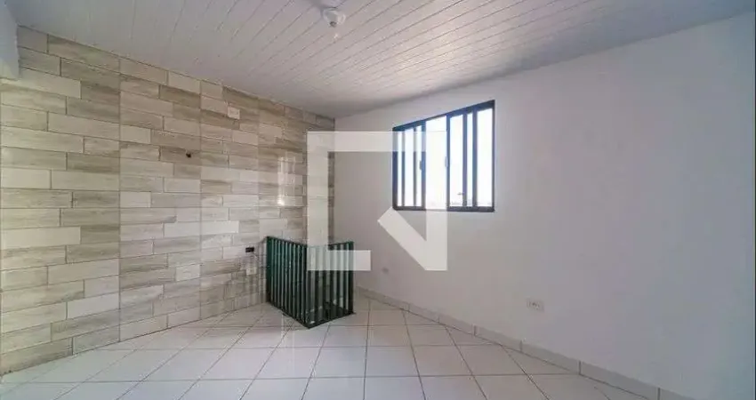 Casa com 1 quarto para alugar na Rua Pereira Coutinho, Vila Apiaí, Santo André