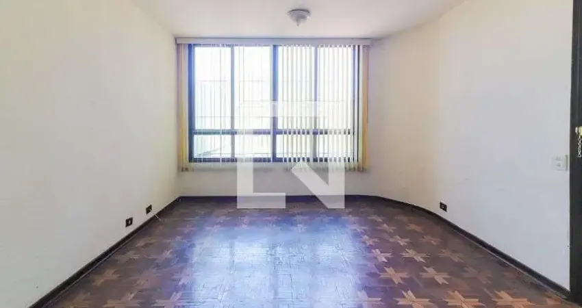 Casa com 5 quartos para alugar na Avenida General Mac Arthur, Jaguaré, São Paulo