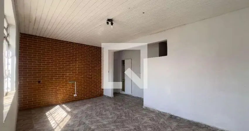 Casa com 3 quartos para alugar na Rua Roberto Chammas, Vila Mariana, São Paulo