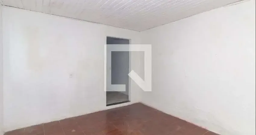 Casa com 1 quarto para alugar na Rua Domingos do Sacramento, Vila Jacuí, São Paulo