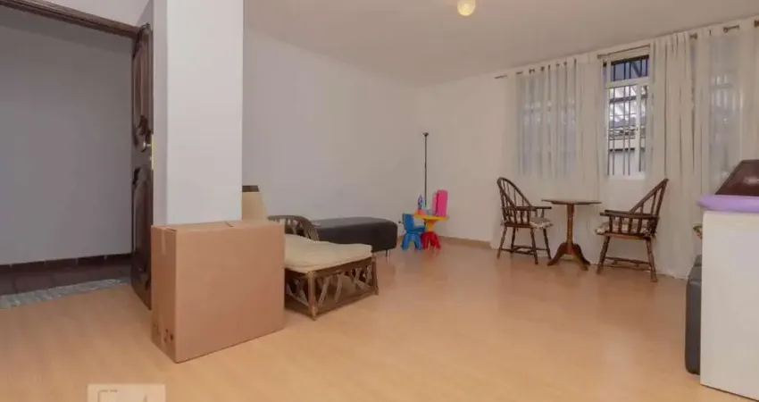 Casa com 4 quartos para alugar na Rua Moreira e Costa, Ipiranga, São Paulo