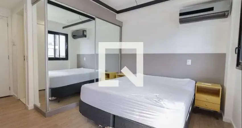 Apartamento com 1 quarto para alugar na Avenida dos Carinás, Moema, São Paulo