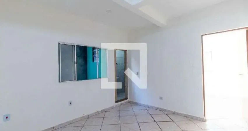 Casa com 2 quartos para alugar na Rua Bueru, Vila Ré, São Paulo
