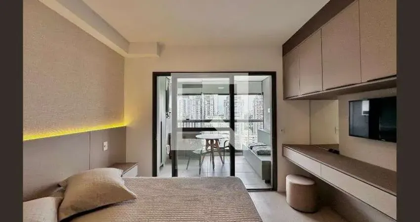 Apartamento para alugar na Avenida Santo Amaro, Brooklin, São Paulo