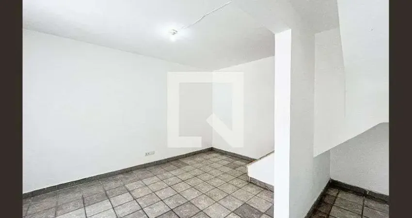 Casa com 2 quartos para alugar na Rua Comendador Sousa, Água Branca, São Paulo