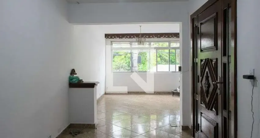 Casa com 2 quartos para alugar na Rua Maria Roque, Vila Roque, São Paulo