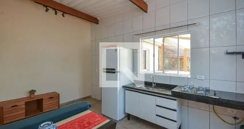 Casa com 1 quarto para alugar na Rua Silves, Cidade Dutra, São Paulo