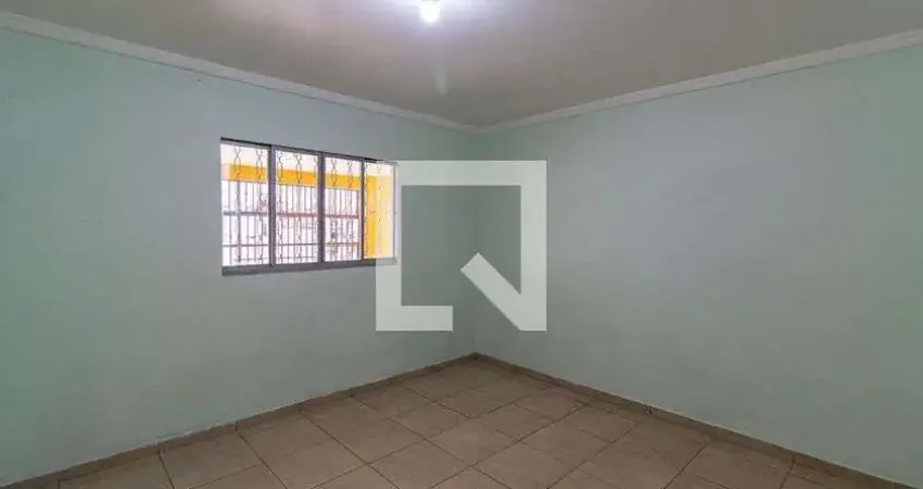 Casa com 2 quartos para alugar na Rua Eunice, Vila Ré, São Paulo