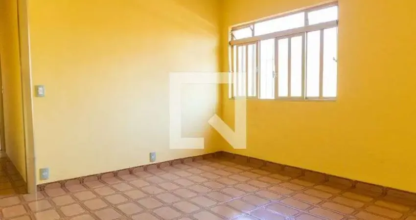 Casa com 2 quartos para alugar na Rua Joaquim Fonseca Saraiva Filho, Vila Maria, São Paulo