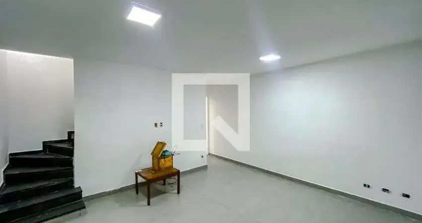 Casa com 2 quartos para alugar na Rua Visconde de Guaratiba, Ipiranga, São Paulo