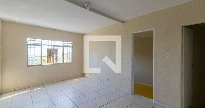 Casa com 3 quartos para alugar na Estrada de Mogi das Cruzes, Ponte Rasa, São Paulo