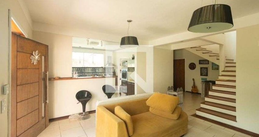 Casa / sobrado em condomínio para aluguel - guaratiba, 4 quartos, 197 m² - rio de janeiro