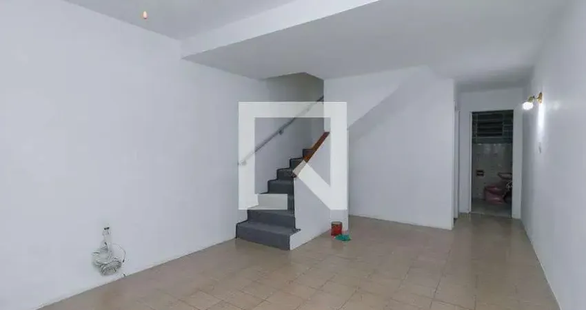 Casa com 2 quartos para alugar na Rua Cataguaz, Campo Belo, São Paulo