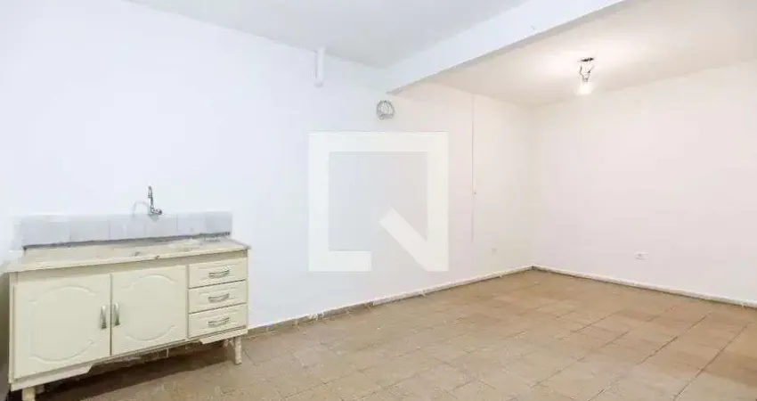 Casa com 1 quarto para alugar na Rua Merino, Vila Sabrina, São Paulo