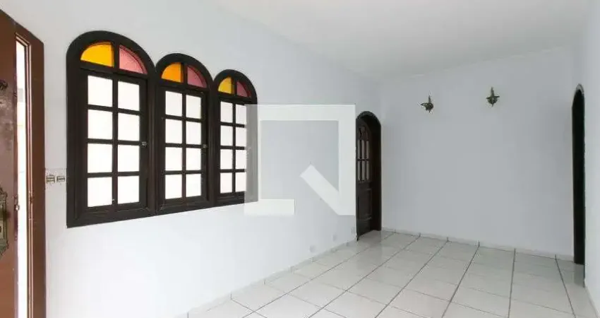 Casa com 3 quartos para alugar na Rua Benedito Gianelli, Itaquera, São Paulo