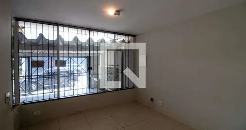 Casa com 3 quartos para alugar na Rua Michigan, Brooklin, São Paulo