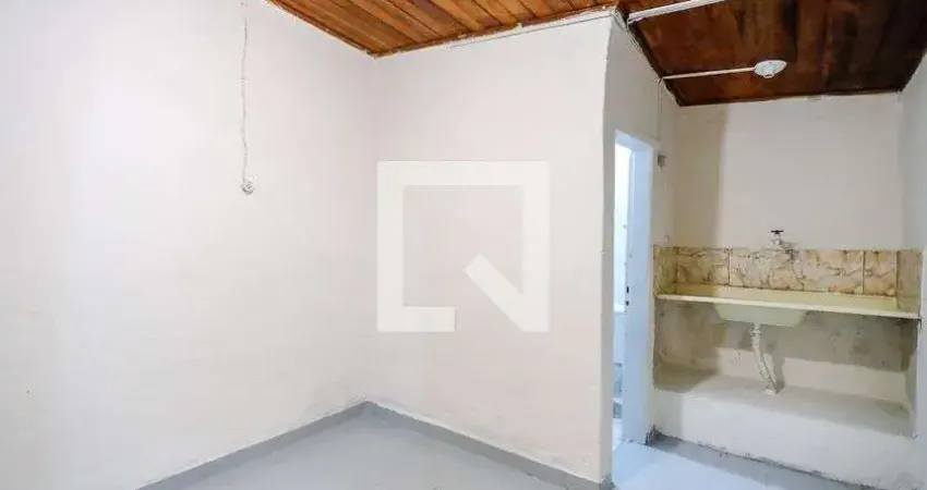 Casa com 1 quarto para alugar na Rua Igaraí, Vila Ede, São Paulo