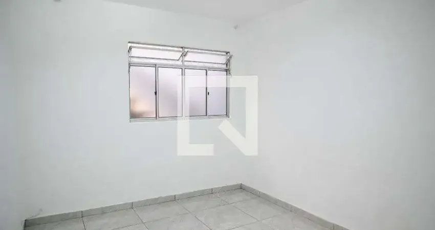 Casa para Aluguel - Jardim Santa Emília, 1 Quarto, 40 m² - São Paulo