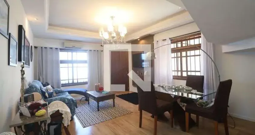 Casa com 3 quartos para alugar na Rua Nevada, Harmonia, Canoas