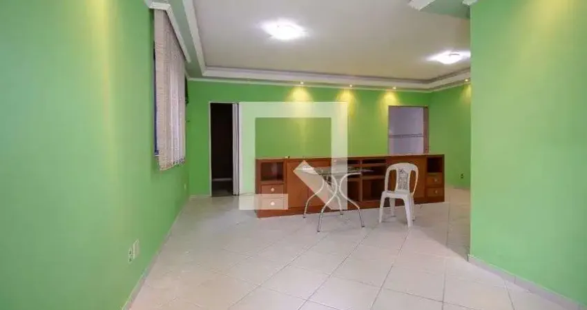 Casa com 3 quartos para alugar na Rua Abageru, Irajá, Rio de Janeiro