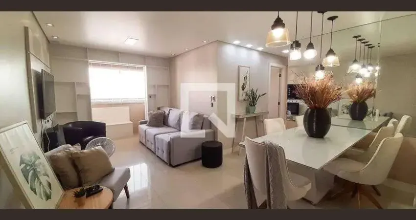 Apartamento com 3 quartos para alugar na Avenida Manoel Pedro Pimentel, Centro, Osasco
