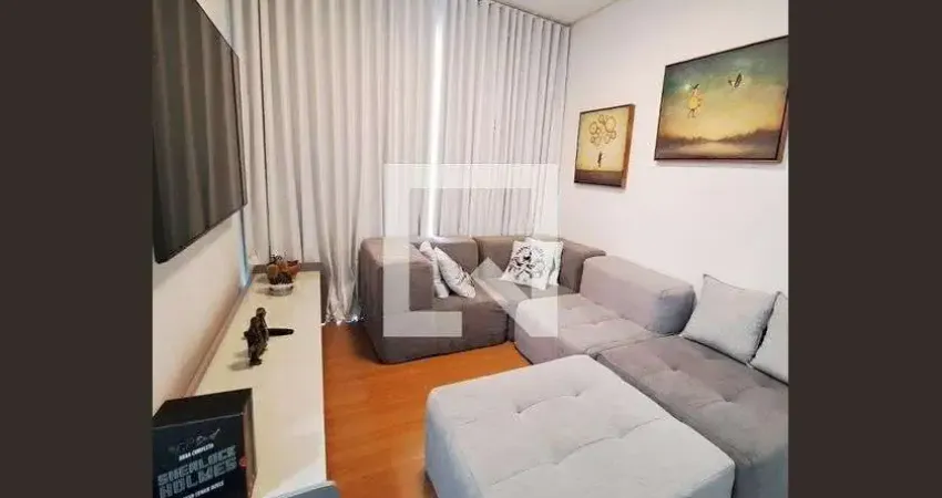 Apartamento com 2 quartos para alugar na Avenida Domingos Odália Filho, Centro, Osasco