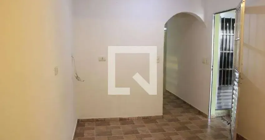 Casa com 2 quartos para alugar na Rua David Nasser, Conjunto Inocoop-Bonsucesso, Guarulhos